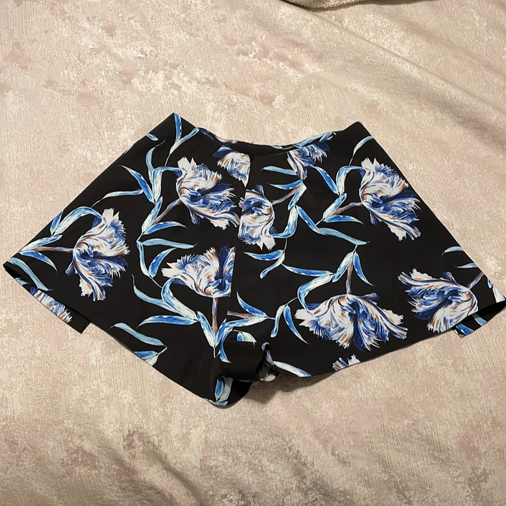 Stylestalker shorts - Picture 2 of 3
